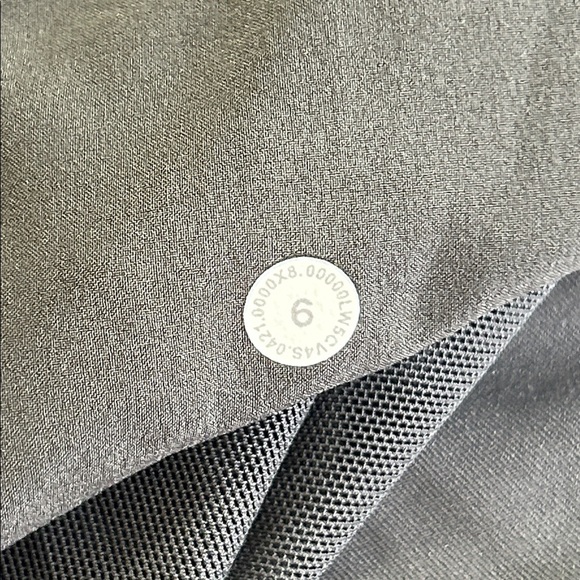 LULULEMON ATHLETIC PANTS STRETCH HIGH RISE FULL LENGTH GRAY JOGGER PANTS SZ 6 - Picture 5 of 11